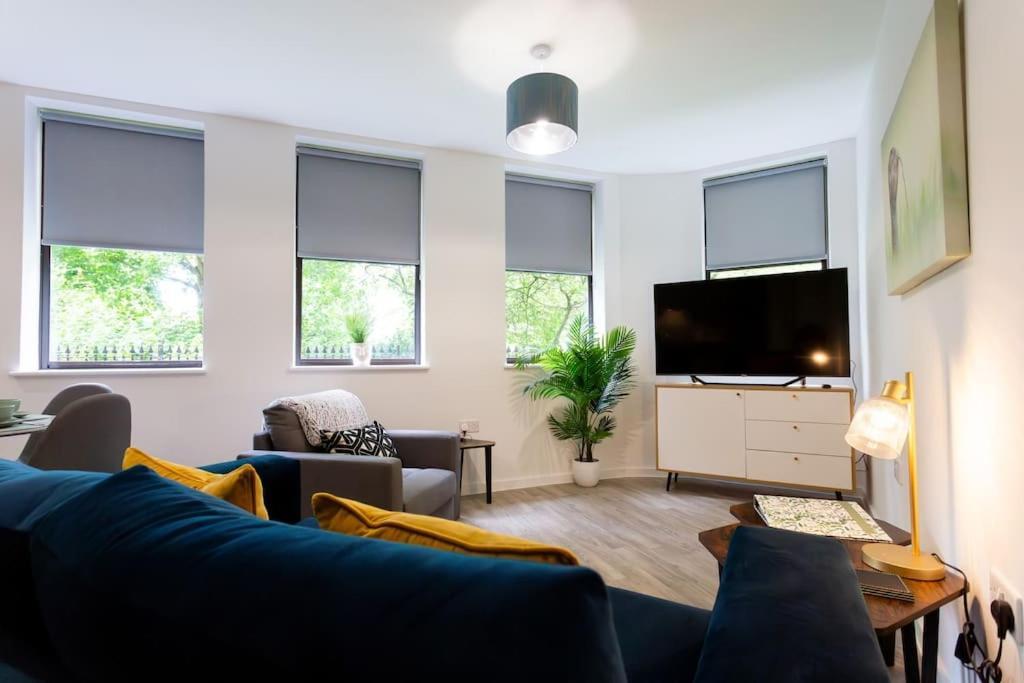 Polly'S Place Apartment Taunton & Free Off Road Parking & Wifi Esterno foto