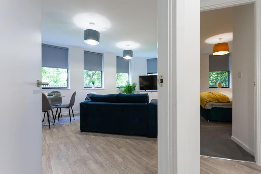 Polly'S Place Apartment Taunton & Free Off Road Parking & Wifi Esterno foto