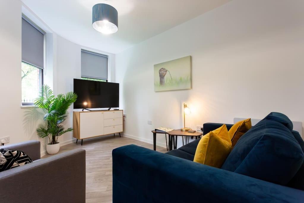Polly'S Place Apartment Taunton & Free Off Road Parking & Wifi Esterno foto
